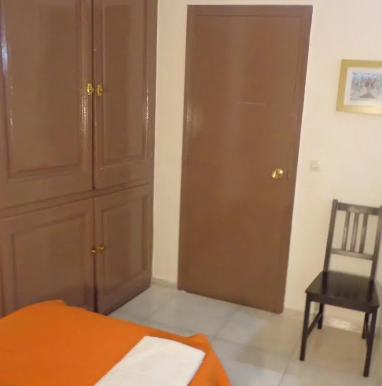 Pension Aris Barcellona Affittacamere