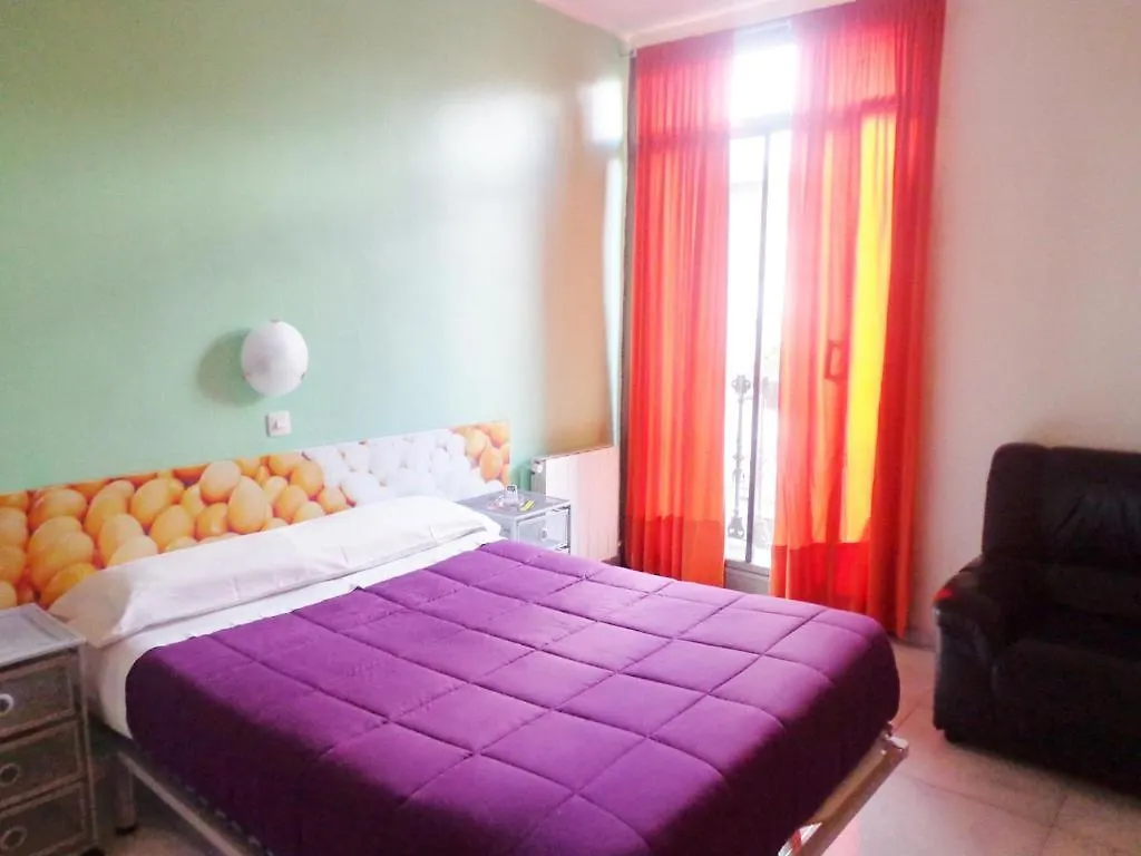 Affittacamere Pension Aris Barcellona