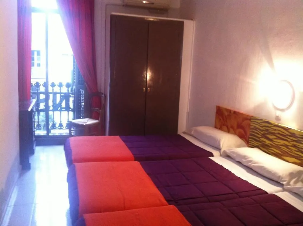Affittacamere Pension Aris Barcellona Spagna