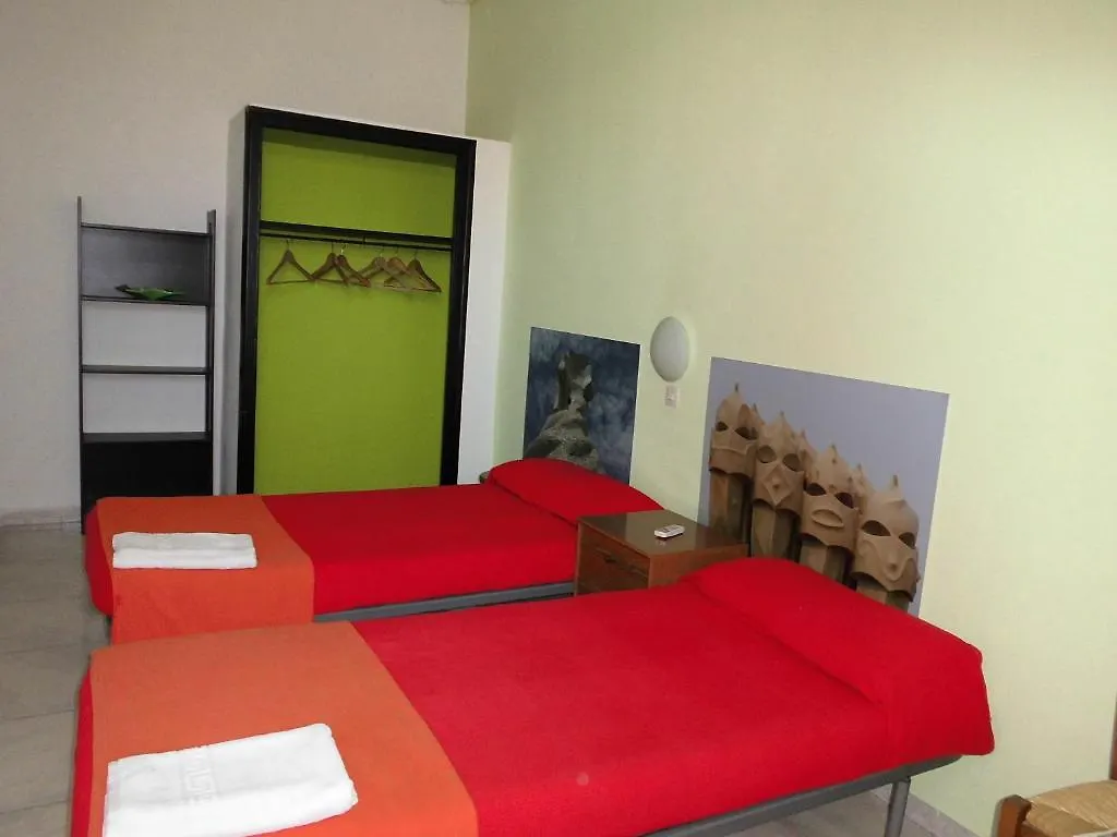 Pension Aris Barcellona Affittacamere
